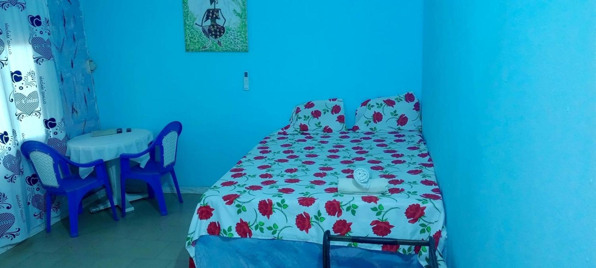 Hotel Chez Paolo Toubab Dialaw Esterno foto